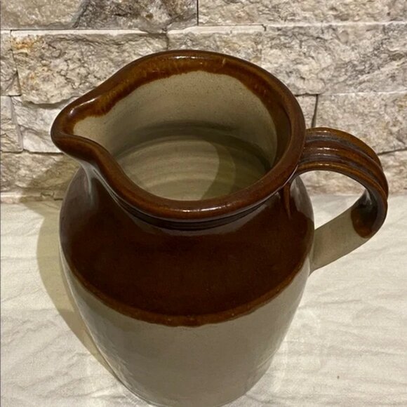 Pearson’s of Chesterfield Stoneware Pitcher – Mid-Century English Cottage Charm - Picture 6 of 10